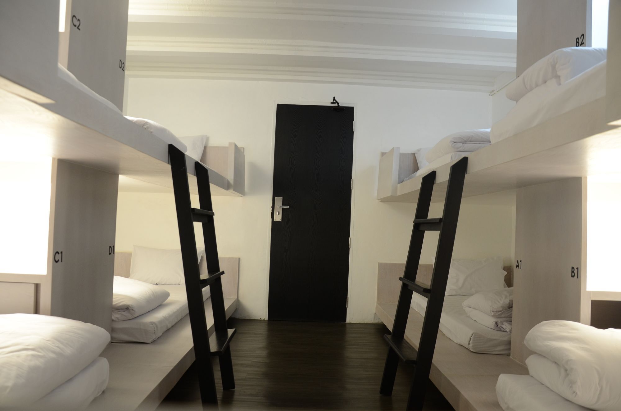 3 Howw Hostel At Sukhumvit 21 Bangkok Eksteriør bilde